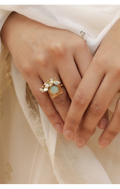 Komal (Ring)